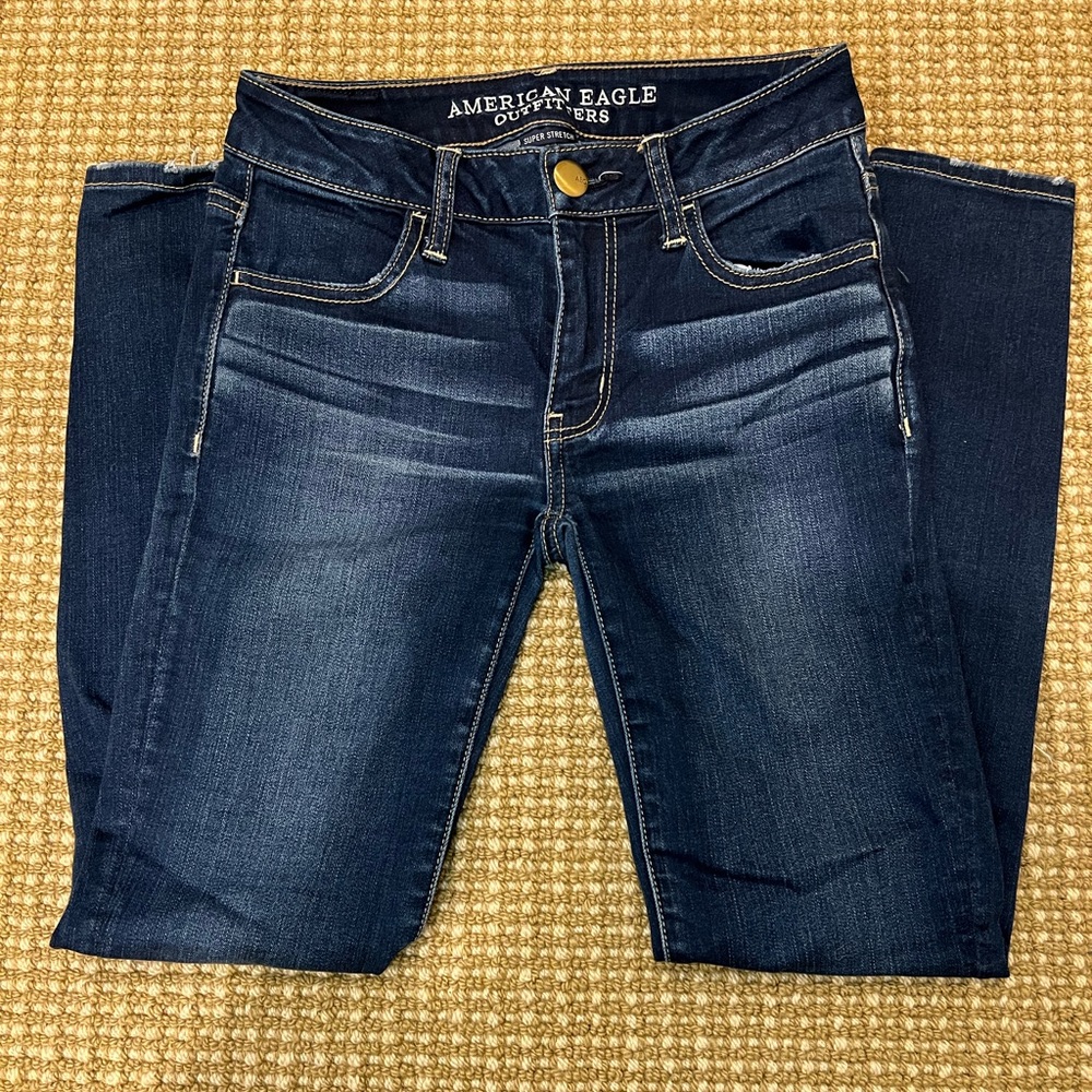 AMERICAN EAGLE Size 0 Short Jeggings